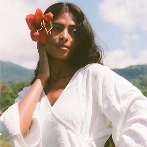 Indigo Luna Flow Wrap Top White M/L